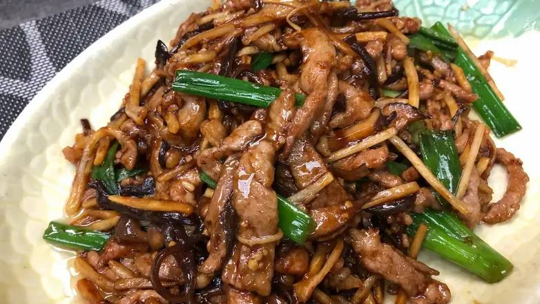 189. Sautéed Shredded Pork in Soy Sauce 醬炒肉絲